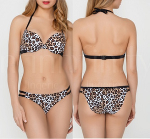 Загружен сначала в Репорт.
Потом перегружен в УТ11.1.
А потом и в УТ11.4.