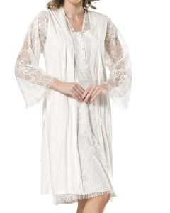 Загружен сначала в Репорт.
Потом перегружен в УТ11.1.
А потом и в УТ11.4.